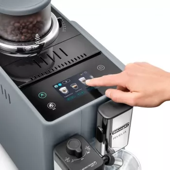De’Longhi Rivelia EXAM440.55.g espressógép — teljesen automatikus, 1,4 l víztartály, 250 g őrlő, 19 bar, TFT érintőképernyő