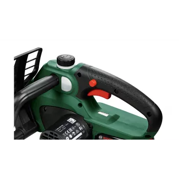 Bosch UniversalChain 18 láncfűrész