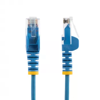 StarTech.com 1,5 m CAT6 kábel – karcsú – Snagless RJ45 csatlakozó – kék