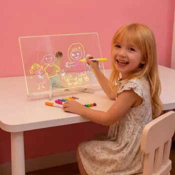 MEDIA-TECH LED rajztábla MT4304 - A4-es fénypárna átrajzoláshoz, vázlatkészítéshez, animációhoz