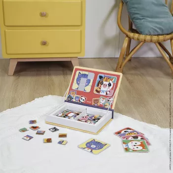 Janod Magnetibook mágneses kirakókönyv „Állatok”