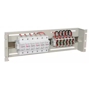 EFB-Elektronik 19 inch 3U áramelosztó / megszakítóház, RAL 9005 mélyfekete
