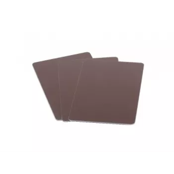 ARTDEV műanyag kártya – 86 x 54 mm 30 mil 0,76 mm üres – barna