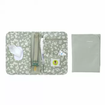 Lässig Green Label pelenkázótáska, Leo, 18 x 2,5 x 25,5 cm, vízlepergető pelenkázó alátéttel, újrahasznosított poliészter, Light Khaki
