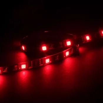 Akasa Vegas M AK-LD05-50RD piros LED-csík PC ház belső világításához, 50 cm, mágneses rögzítés, 4-pin Molex