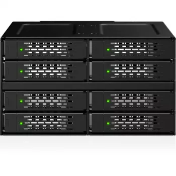 ICY DOCK ToughArmor MB508V5P-B 8 rekeszes 2,5 inch U.2/U.3 NVMe SSD/HDD teljesen fém hátlapi modul