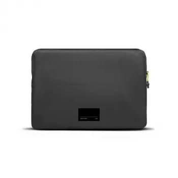 Native Union Ultralight tok MacBook 15 inch (fekete)