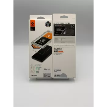 Spigen Glas.TR EZ Fit Pro AC HD edzettüveg kijelzővédő Samsung Galaxy S26-hoz, átlátszó