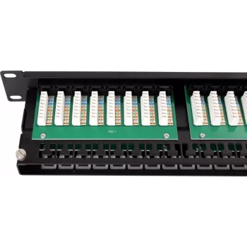 GETFORT PGF-5EUTP48-B9 patch panel UTP Cat.5e 48 port 2U 19 inch rack rögzítésű fekete