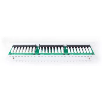 GETFORT PGF-5EUTP24-B5-G patch panel UTP Cat.5e 24 port szürke 1U rackbe szerelhető
