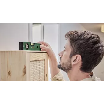 BOSCH DIY vízmérték 25 cm zöld V-horonymmal és síkmarással ellátott alappal