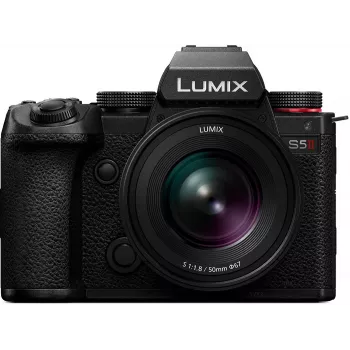 Panasonic Lumix DC-S5 Mark II rendszerfényképezőgép Lumix S 50mm f/1.8 objektívvel - fekete