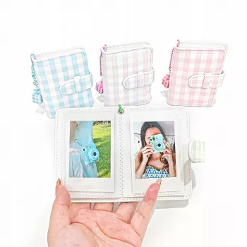 LOVEINSTANT zsebfotóalbum 28 Instax Mini és Zink fotóhoz, kockás kék