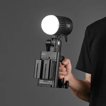 Godox ML-AK tartozékkészlet ML sorozatú LED-lámpákhoz (diffúzorkupola, szilikon diffúzor, mini reflektor, méhsejtrács, színszűrő)