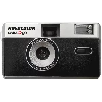 Swiss+Go Novocolor 35mm analóg fényképezőgép szett vakuval, táskával, nyakpánttal és Kodak filmmel (SWI401608)