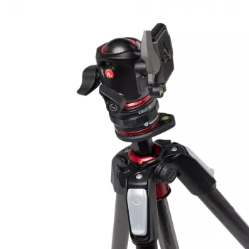 Manfrotto MK055CXPRO4BHQR karbon állvány gömbfejjel