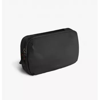 UNIQ Denver Tech Kit táska 2,5L, fekete