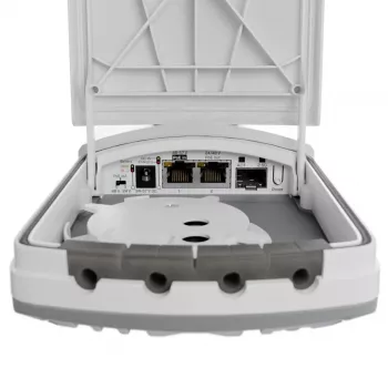 MikroTik FTC21-UPS optikai-kopper médiakonverter beépített UPS-szel, 1x Gigabit Ethernet, 1x SFP, passzív PoE, akkumulátoros tartalék, falra szerelhető