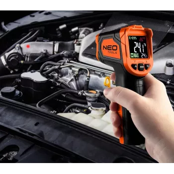 NEO TOOLS 75-276 pirométer, érintésmentes infravörös hőmérő kettős lézeres célzóval, -50°C és 880°C között, 12:1 D:S, állítható emissziós tényező, háttérvilágításos LCD