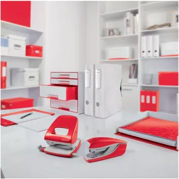 LEITZ WOW gumizárású dokumentummappa A4, PP-vel laminált karton, piros, sarokgumik, 3 belső fül, 150 lap kapacitás 3982-00-26