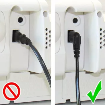 Good Connections Euro tápkábel, Eurodugó IEC C7 aljzatra, mindkét oldalon 90°-ban ívelt, fehér, 0,75 m (1550-ZW007W)