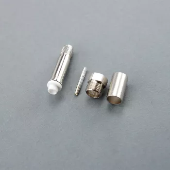 Telegärtner FME-aljzat crimp csatlakozó LMR-240 kábelhez, 50 Ohm, DC-3 GHz, nikkelezett sárgaréz, aranyozott érintkező J01701A0003Z