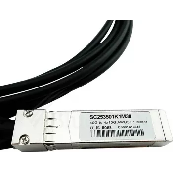 BlueLAN LSWM1QSTK3-BL 40GBASE-CR4 QSFP–4x10GBASE-CR SFP+ passzív Direct Attach breakout kábel, 1 m, AWG30