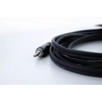 Cordial 14863 audio Y-adapter kábel, 3,5 mm TRS jack–2x XLR dugó, 0,3 m, PVC, fekete