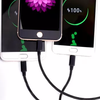CYOO 3 az 1-ben USB töltő- és adatkábel – Micro USB, USB-C, Lightning – fekete