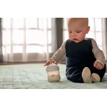 Philips Avent Natural Response itatóüveg 125 ml újszülött cumival, 0m+
