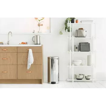 Brabantia NewIcon pedálos kuka 30L Brilliant Steel