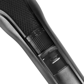 Tristar TR-2573 szakállvágó, hajvágó, precíziós trimmer USB töltéssel, fekete