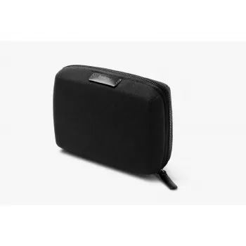 Bellroy Tech Kit Compact táska, fekete