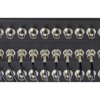 Renkforce RF-4541184 19 inch 1U rack szerelhető BNC patchpanel, 16 port, fekete