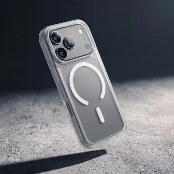 Crong Matte Magnetic MagSafe tok iPhone 18 Pro Max / 17 Pro Max készülékhez, fehér