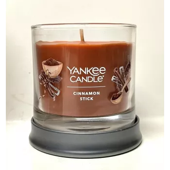 Yankee Candle Cinnamon Stick tumbler gyertya 1 kanóccal